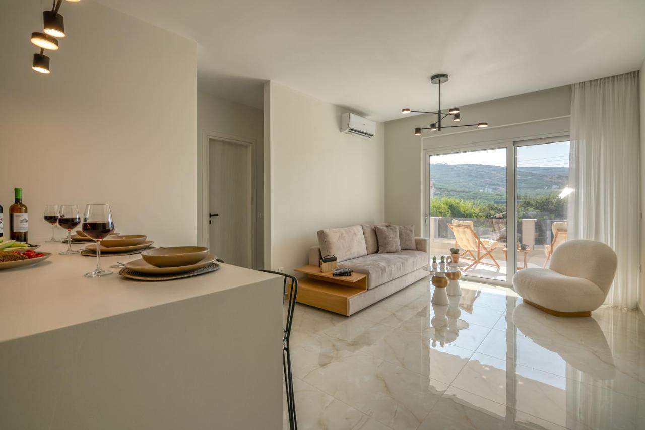Villenia Luxury Apartments Kíssamos Esterno foto